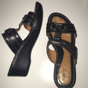 Born leather sandals